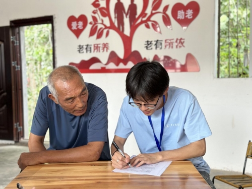 乡村振兴荆楚行 青春绽放助发展 乡村振兴荆楚行 青春绽放助发展